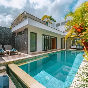 villa-yasmee-cozy-and-modern-2-bedroom-w-pool-in-seminyak.hotelsseminyak.net/